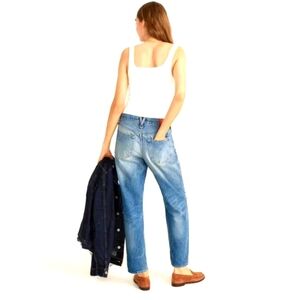 J Crew Light Wash Boyfriend  slouchy Denim Jeans